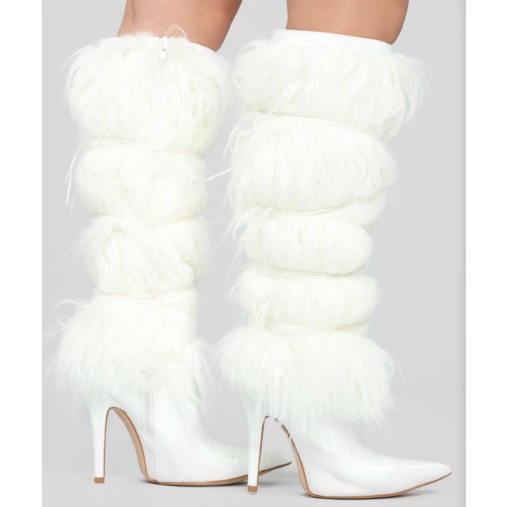 White Fur Boots (never worn before)